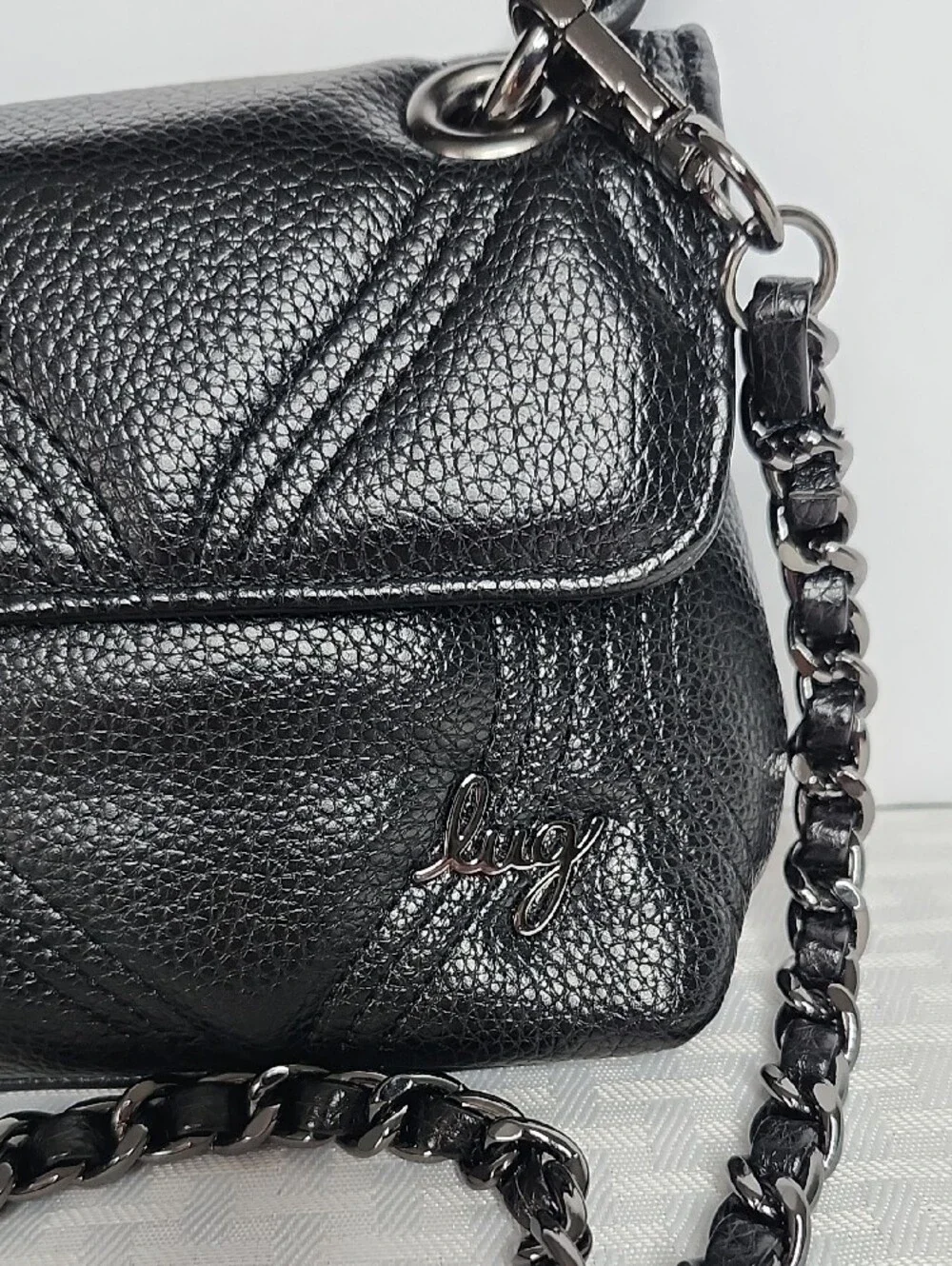 Lug Cadence Black Small Quilted Crossbody